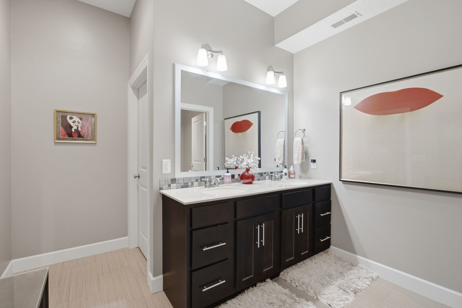 6215 Utica Ridge Road, Unit 104 Davenport, IA 52807 - Photo 27 of 34