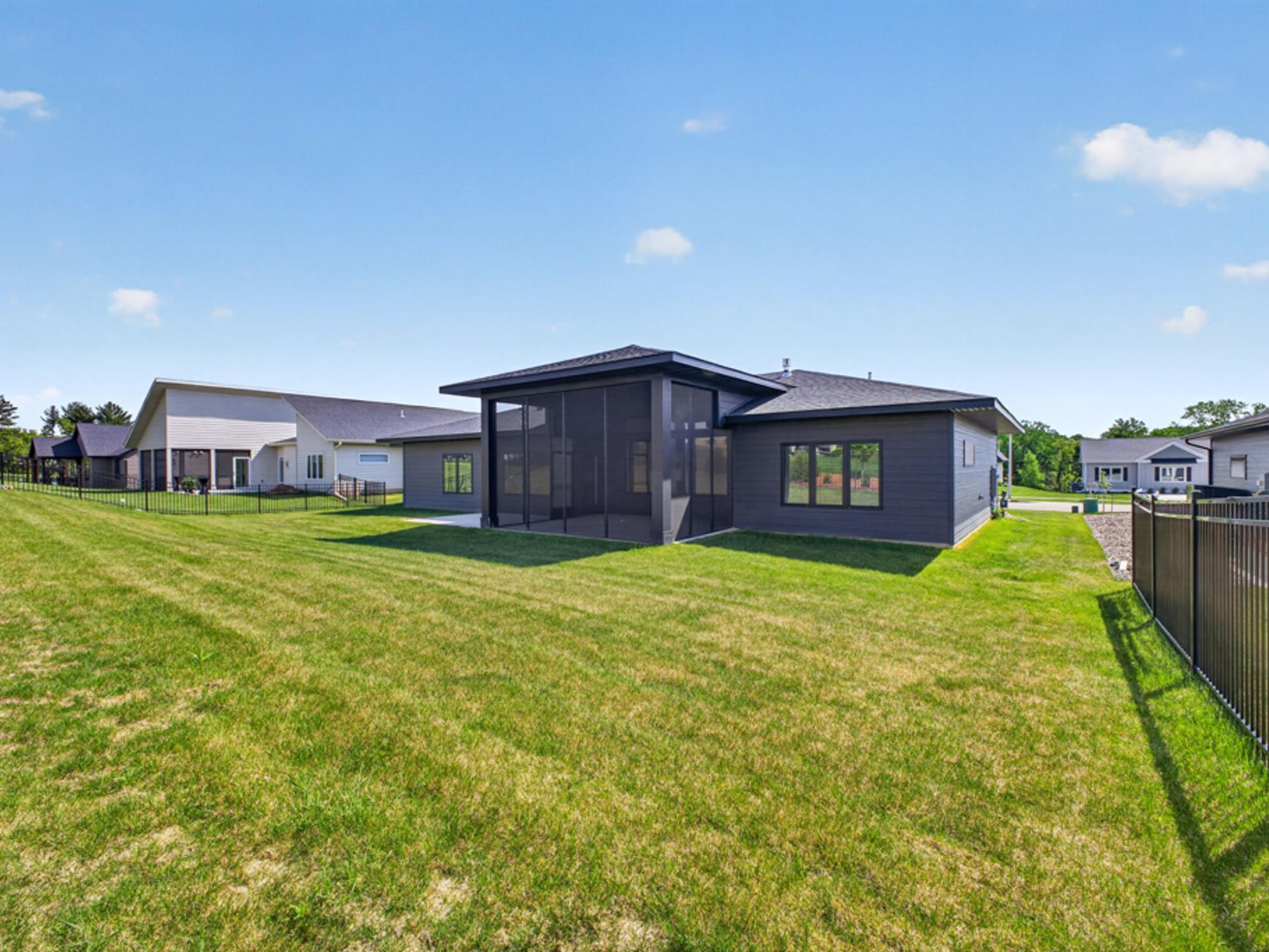 1547 Shannon Oaks Boulevard Northeast Rochester, MN 55906 - Photo 33 of 40