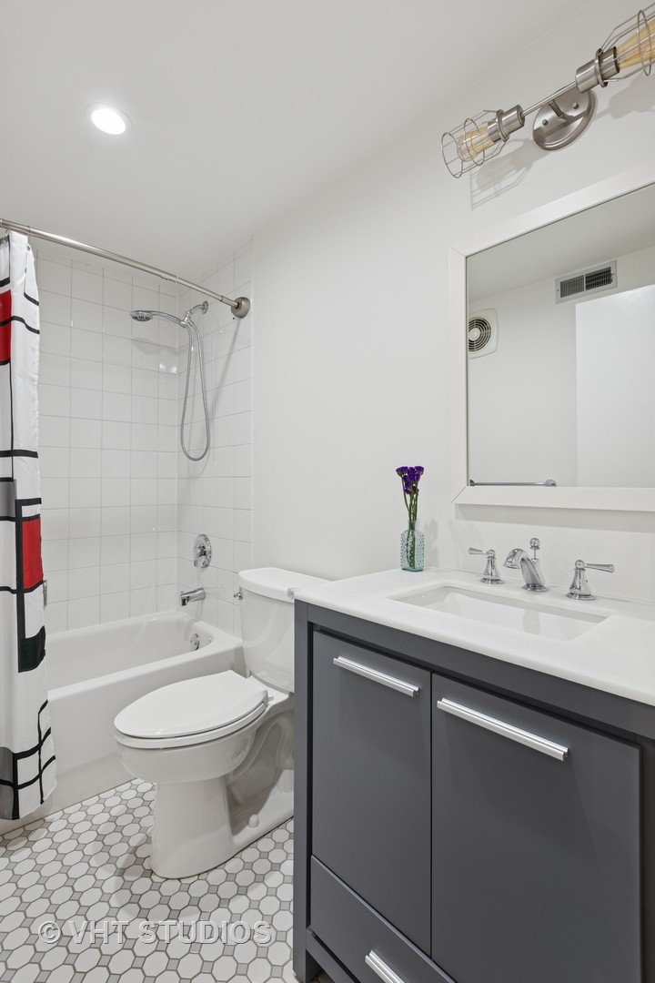 843 West Adams Street, Unit 309 Chicago, IL 60607 - Photo 23 of 28