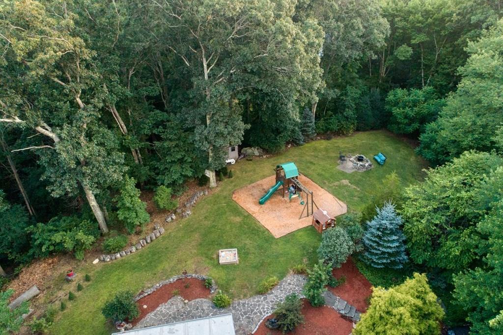 37 Middle Road Newbury, MA 01951 - Photo 38 of 42 an aerial view of a house