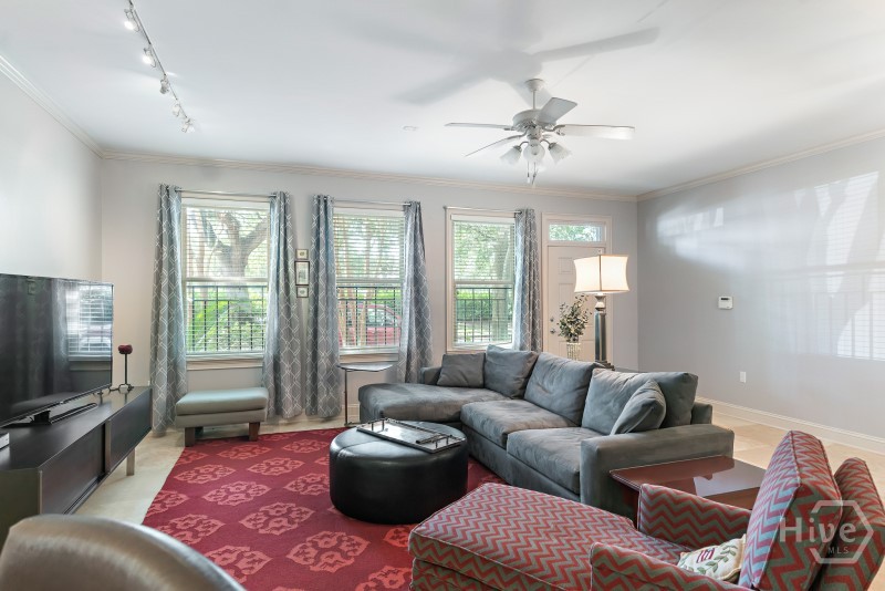 430 East Oglethorpe Avenue Savannah, GA 31401 - Photo 5 of 12