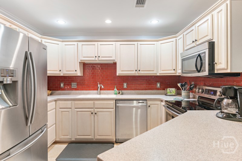 430 East Oglethorpe Avenue Savannah, GA 31401 - Photo 7 of 12