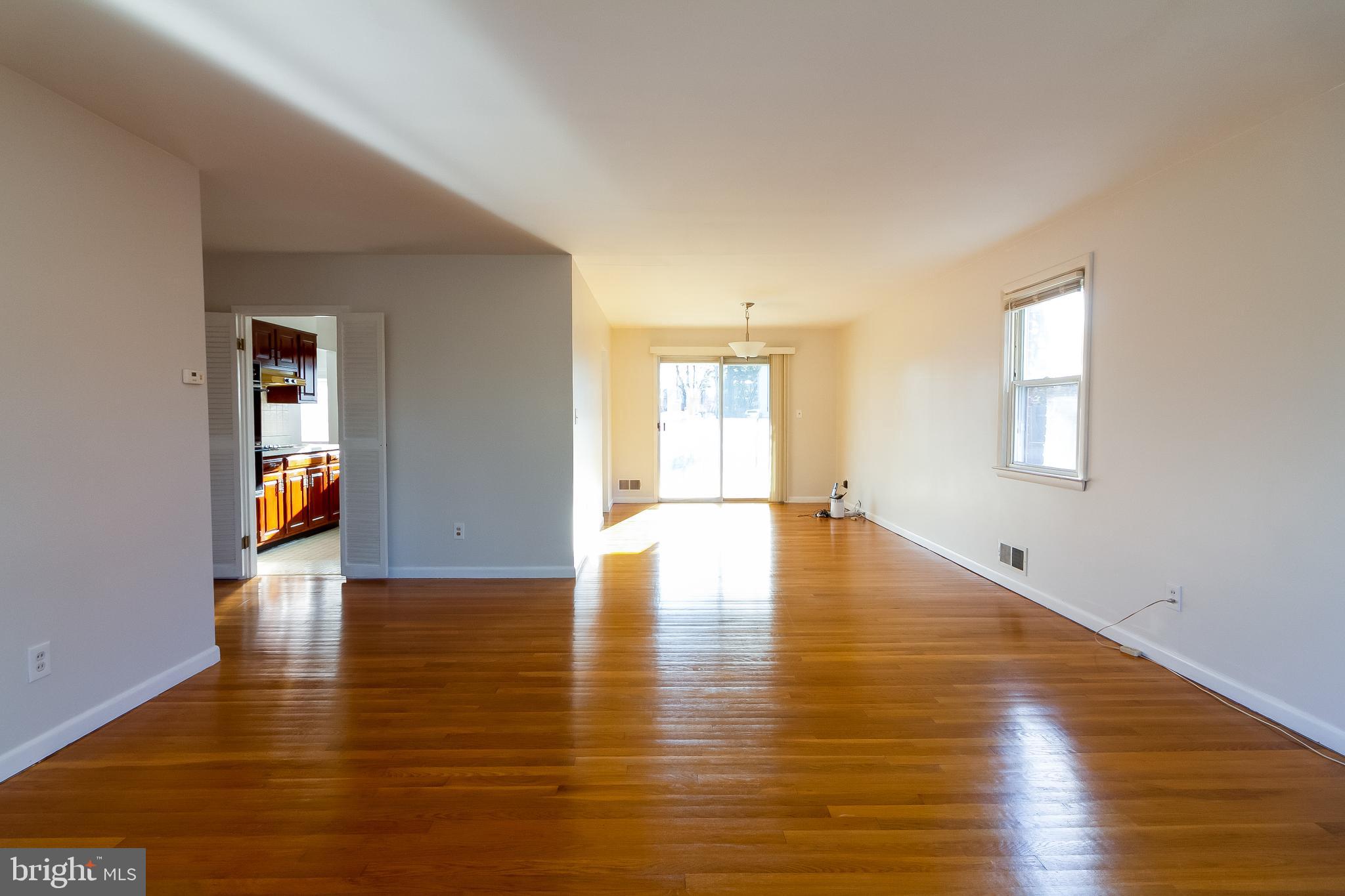 3709 Stoneybrook Road Randallstown, MD 21133 - Photo 8 of 31