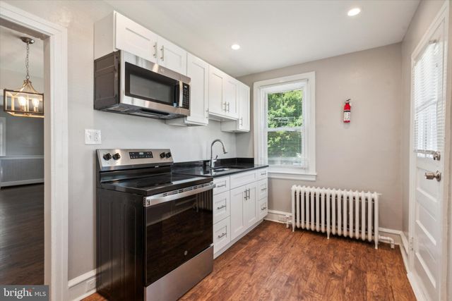 $199,000 | 335 Darby Terrace, Darby, PA 19023