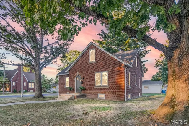 $273,000 | 1601 Poplar Street, Highland, IL 62249