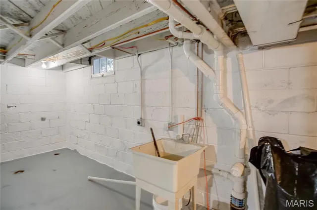 $273,000 | 1601 Poplar Street, Highland, IL 62249