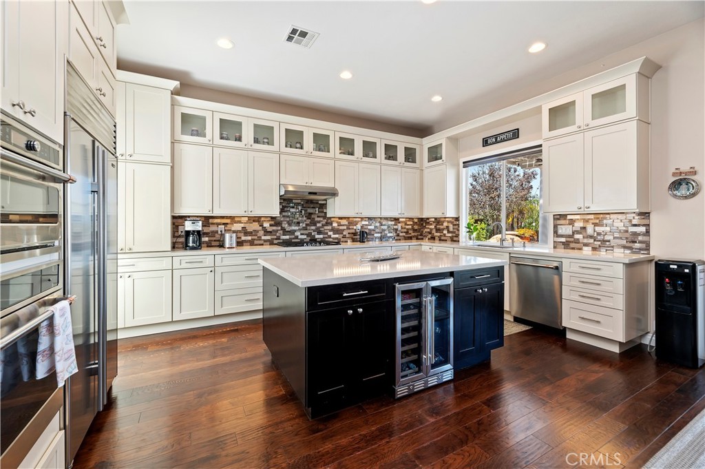 17307 Blue Ridge Court Riverside, CA 92503 - Photo 17 of 59 Gallery Image 17