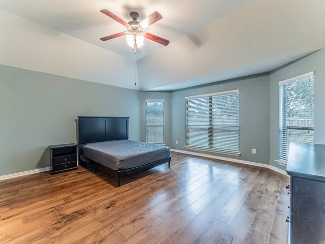 $2,000 | 1002 Boxwood Loop, Georgetown, TX 78628