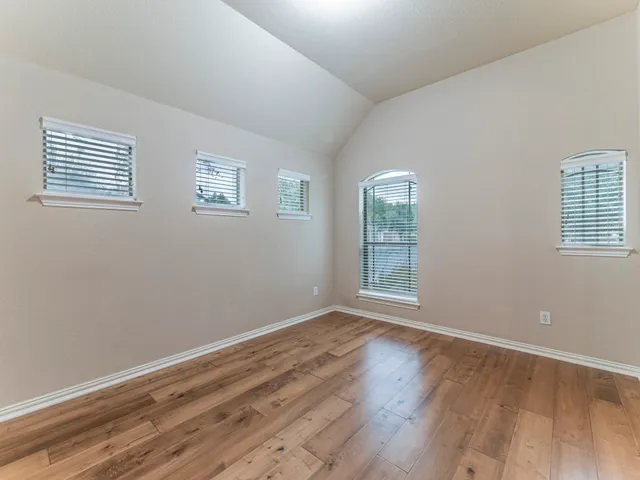 $2,000 | 1002 Boxwood Loop, Georgetown, TX 78628