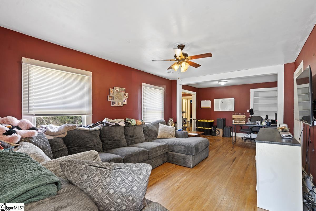 543 Martin Road Ware Shoals, SC 29692 - Photo 3 of 17