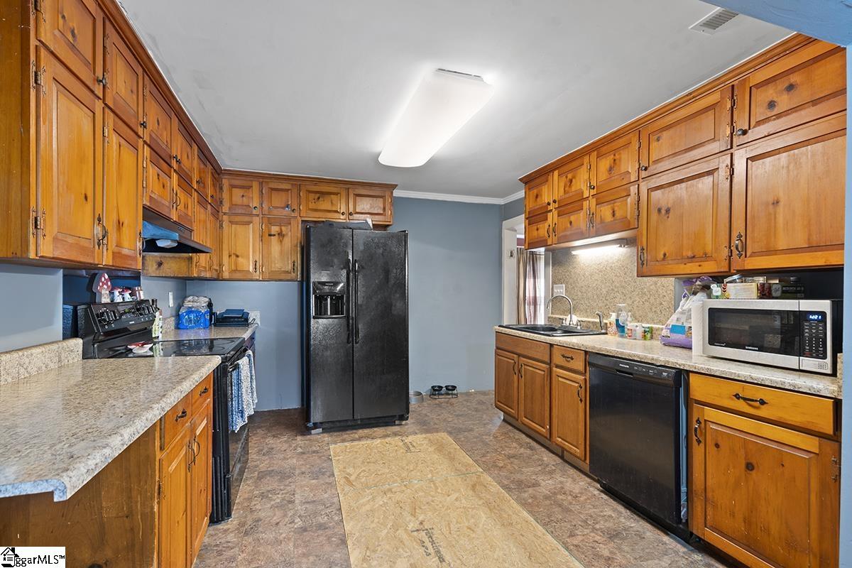 543 Martin Road Ware Shoals, SC 29692 - Photo 6 of 17