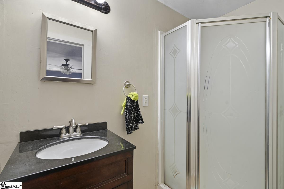 543 Martin Road Ware Shoals, SC 29692 - Photo 9 of 17