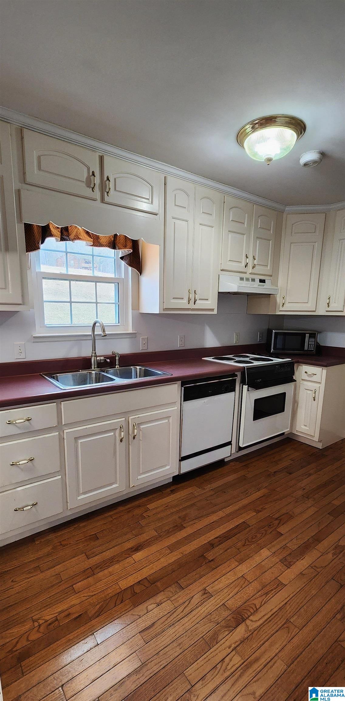 352 Kudzu Road Oneonta, AL 35121 - Photo 12 of 57