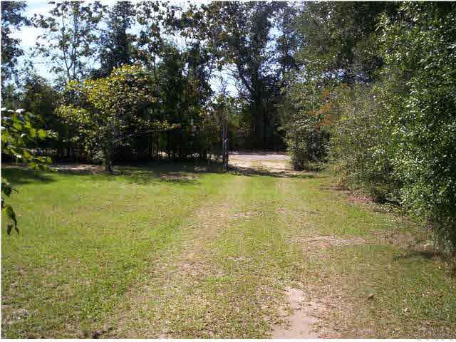 8774 Fortune Road Milton, FL 32583 - Photo 7 of 9 Gallery Image 7