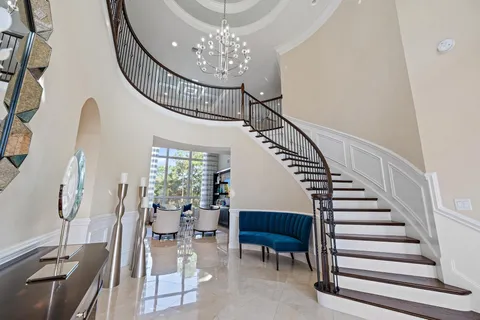 a view of entryway and hall