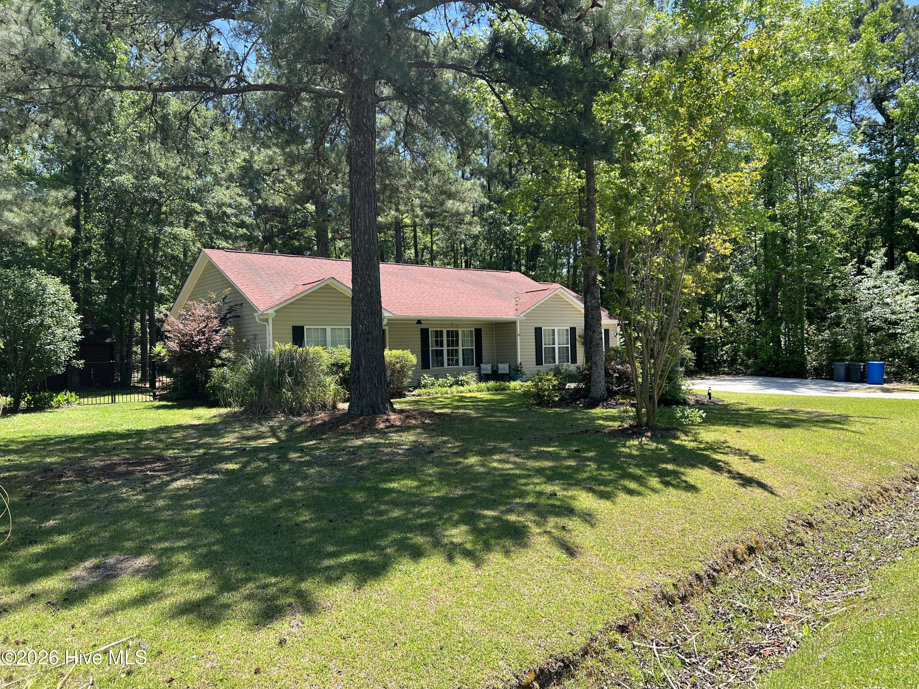 106 Marcil Lane Hampstead, NC 28443 - Photo 2 of 20 IMG_3034