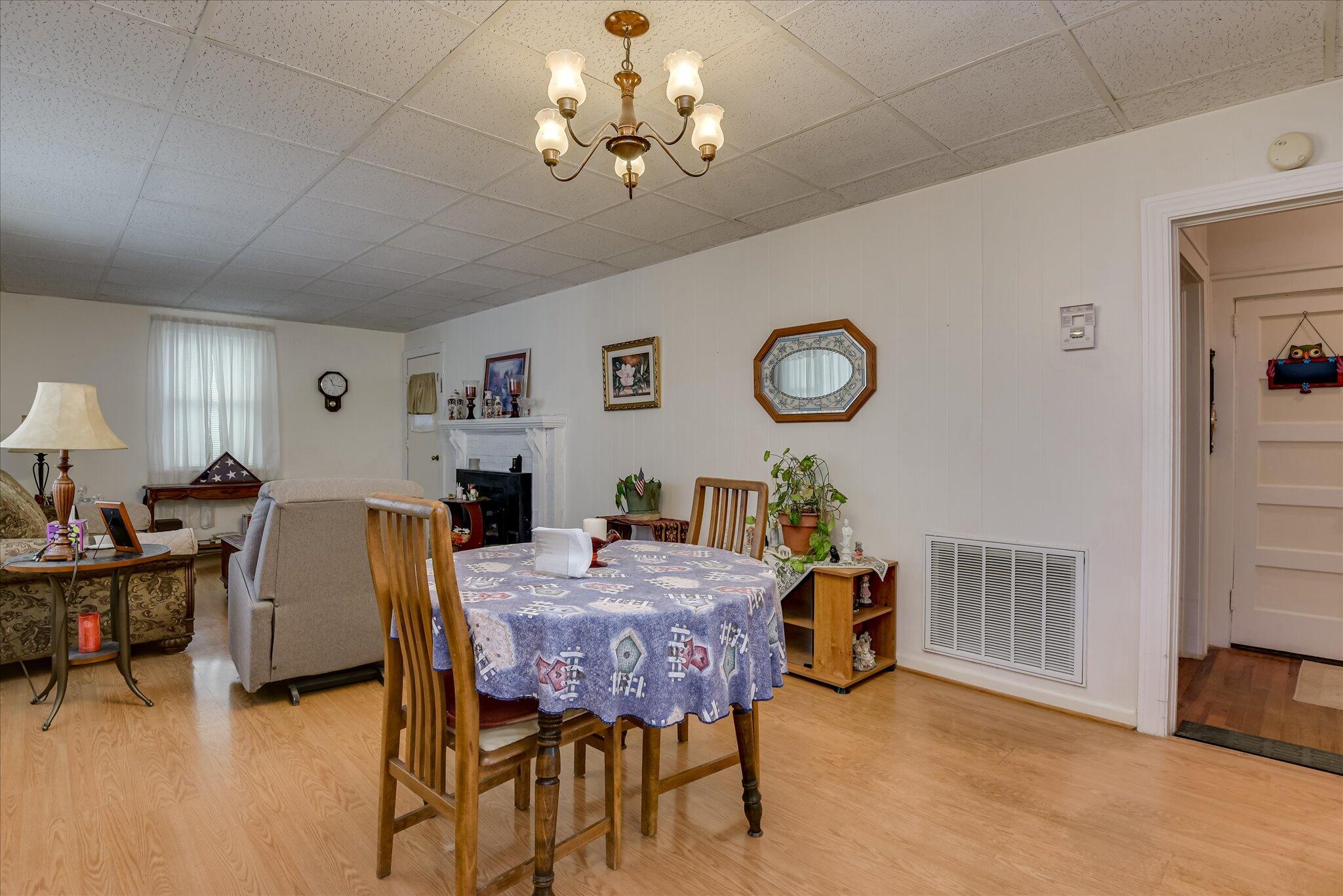 211 West Hugh Street North Augusta, SC 29841 - Photo 9 of 57 10-110