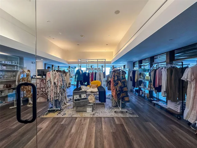 $2,550,000 | 6899 Collins Avenue, Unit 1801, Miami Beach, FL 33141