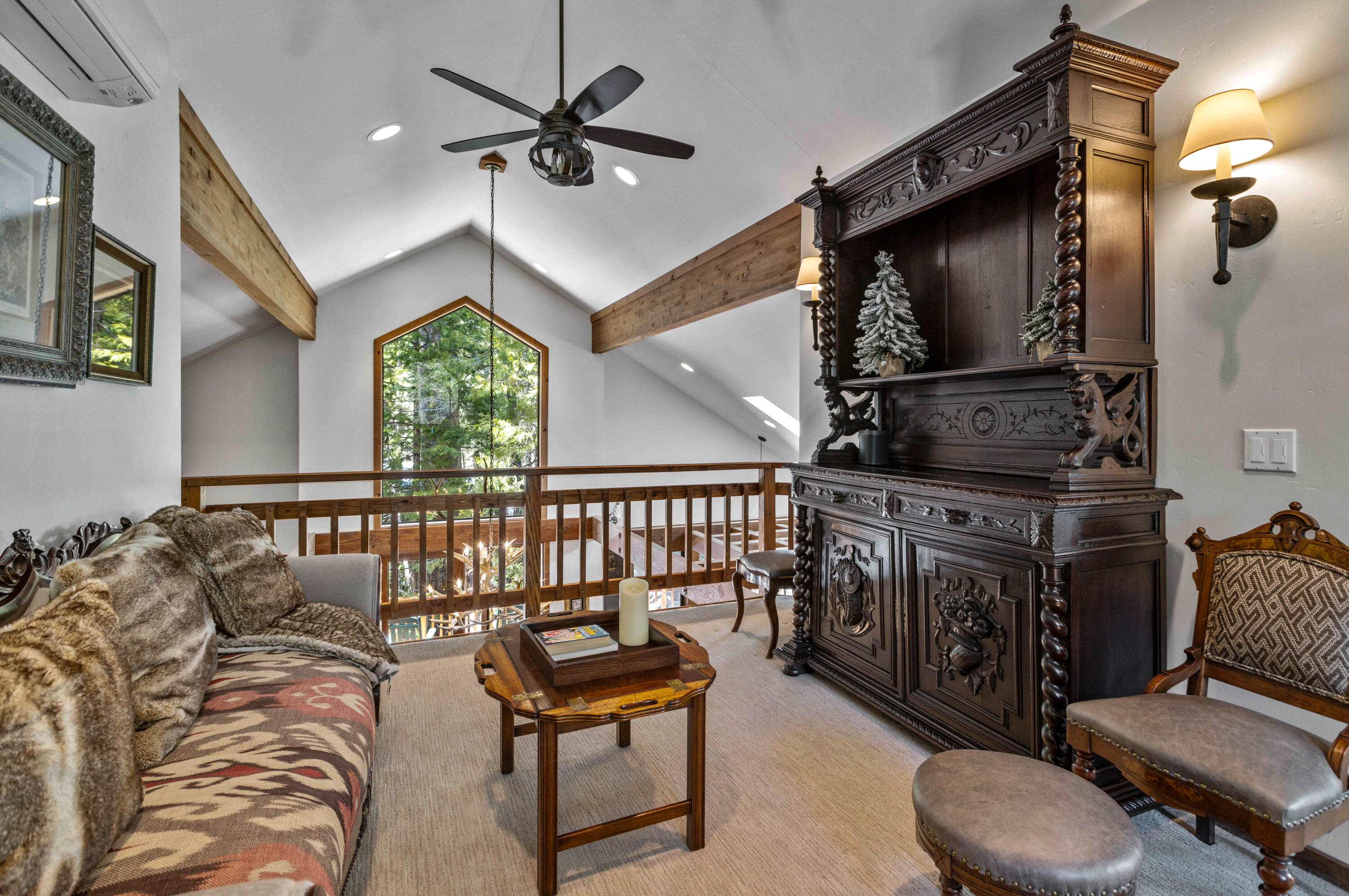 24581 Fern Valley Road Idyllwild, CA 92549 - Photo 26 of 45 a living room with furniture