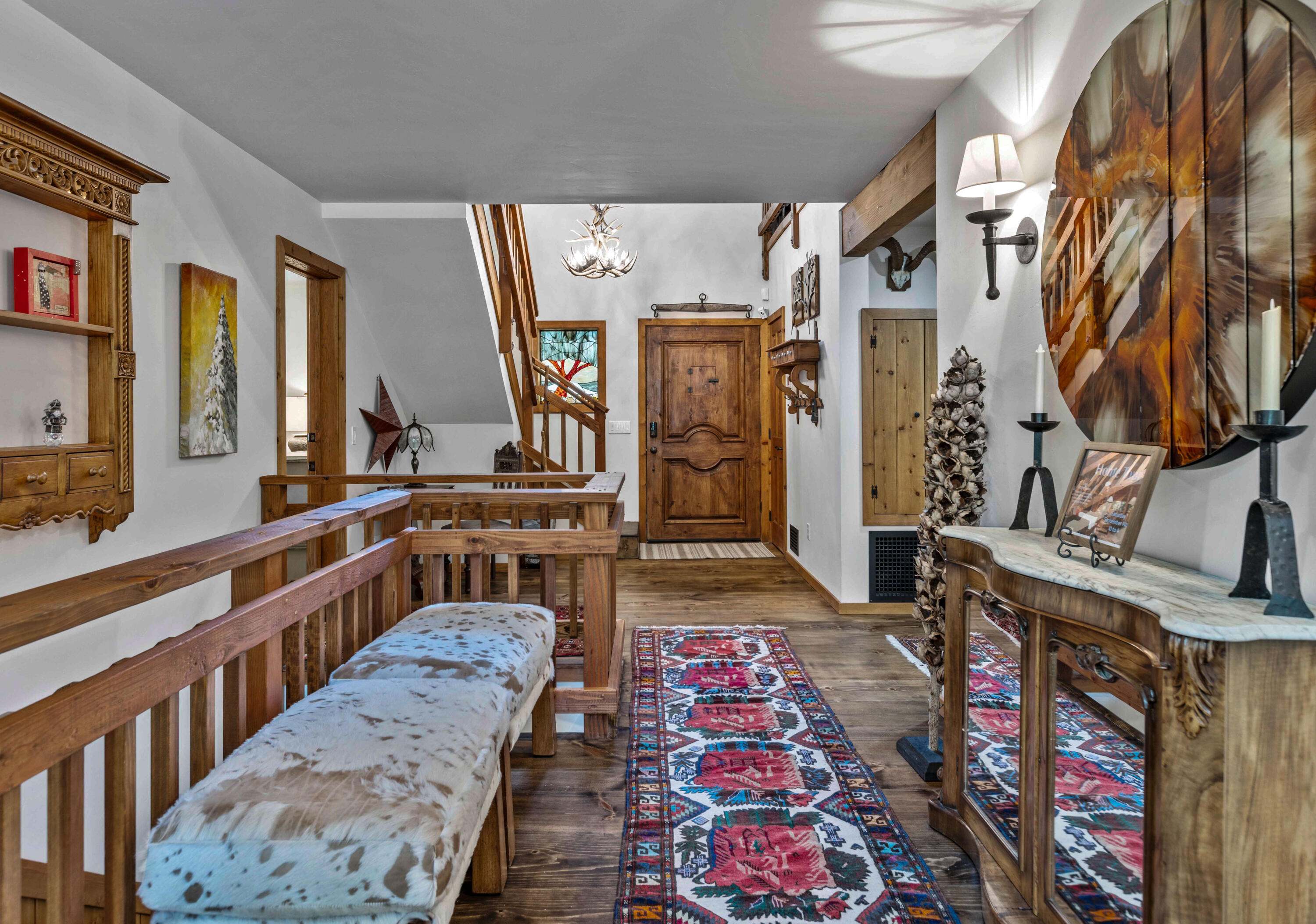 24581 Fern Valley Road Idyllwild, CA 92549 - Photo 8 of 45 a close view of walk in closet