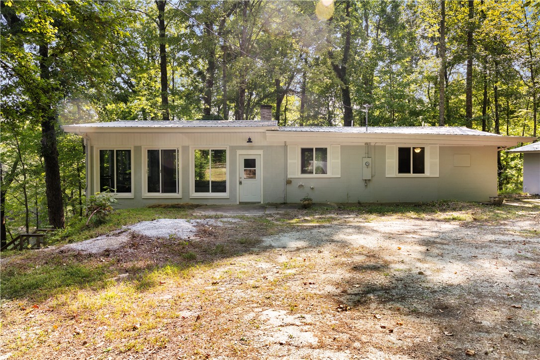 335 Lake Cheohee Road Tamassee, SC 29686 - Photo 2 of 30 Gallery Image 2