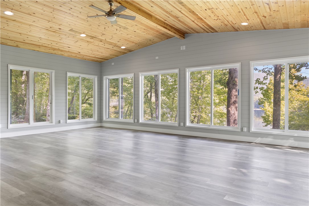 335 Lake Cheohee Road Tamassee, SC 29686 - Photo 4 of 30 Gallery Image 4