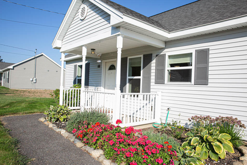 68 Shores Road Oakland, ME 04963 - Photo 3 of 17 Front