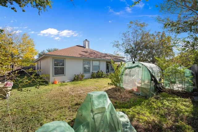 a view of outdoor space yard and patio