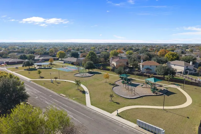 $2,200 | 108 David Drive, Hutto, TX 78634
