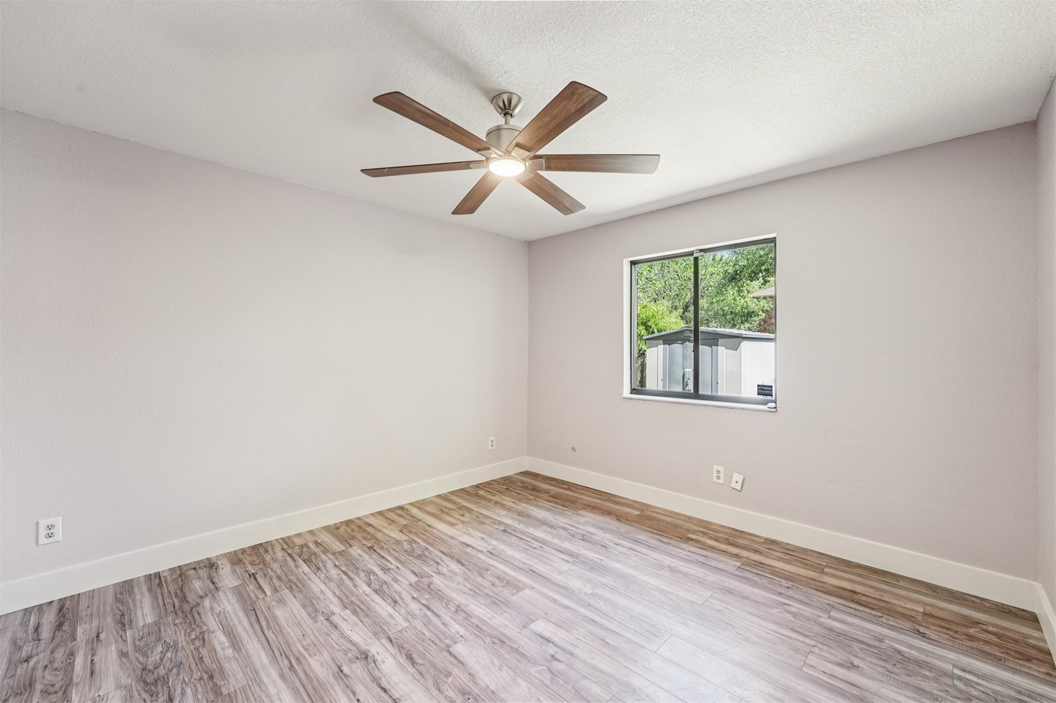 13106 Overton Pass Austin, TX 78729 - Photo 18 of 31