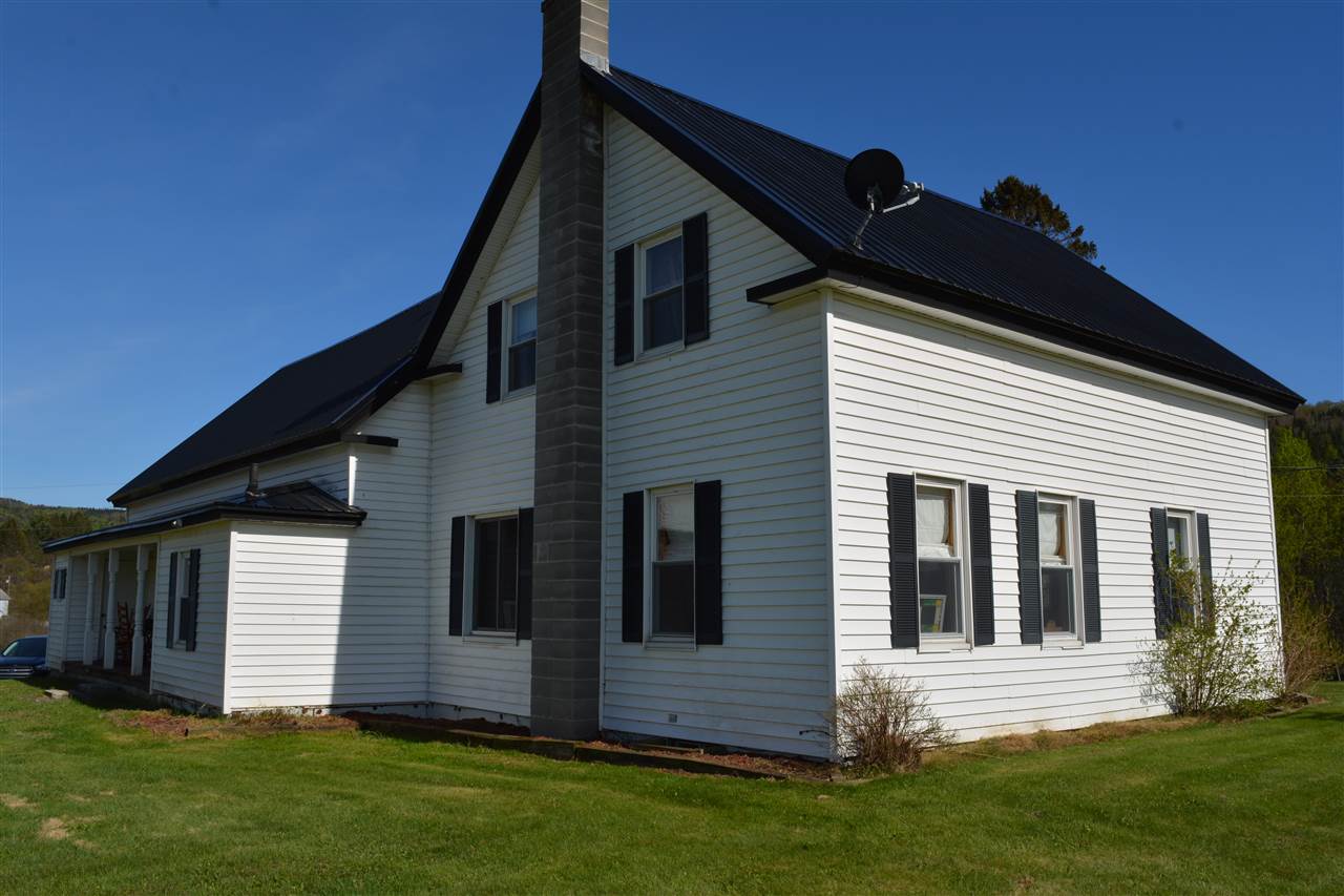 153 Hughes Road Colebrook, NH 03576 - Photo 5 of 39