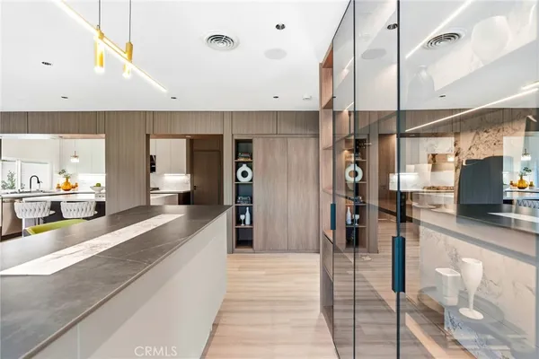 $2,599,000 | 525 East Avenida San Juan, San Clemente, CA 92672