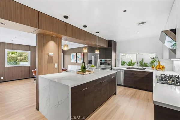 $2,599,000 | 525 East Avenida San Juan, San Clemente, CA 92672