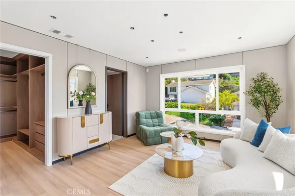 $2,599,000 | 525 East Avenida San Juan, San Clemente, CA 92672