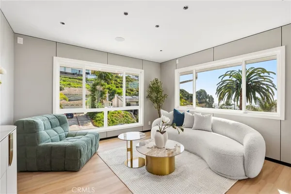 $2,599,000 | 525 East Avenida San Juan, San Clemente, CA 92672