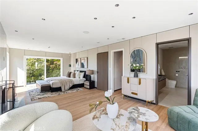 $2,890,000 | 525 East Avenida San Juan, San Clemente, CA 92672