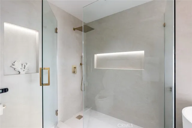 $2,890,000 | 525 East Avenida San Juan, San Clemente, CA 92672