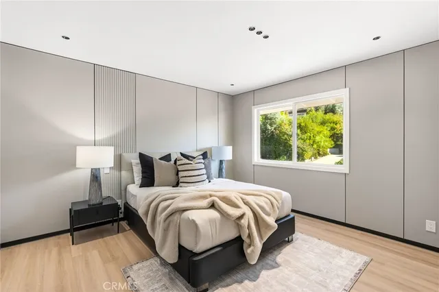 $2,890,000 | 525 East Avenida San Juan, San Clemente, CA 92672