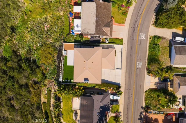 $2,890,000 | 525 East Avenida San Juan, San Clemente, CA 92672