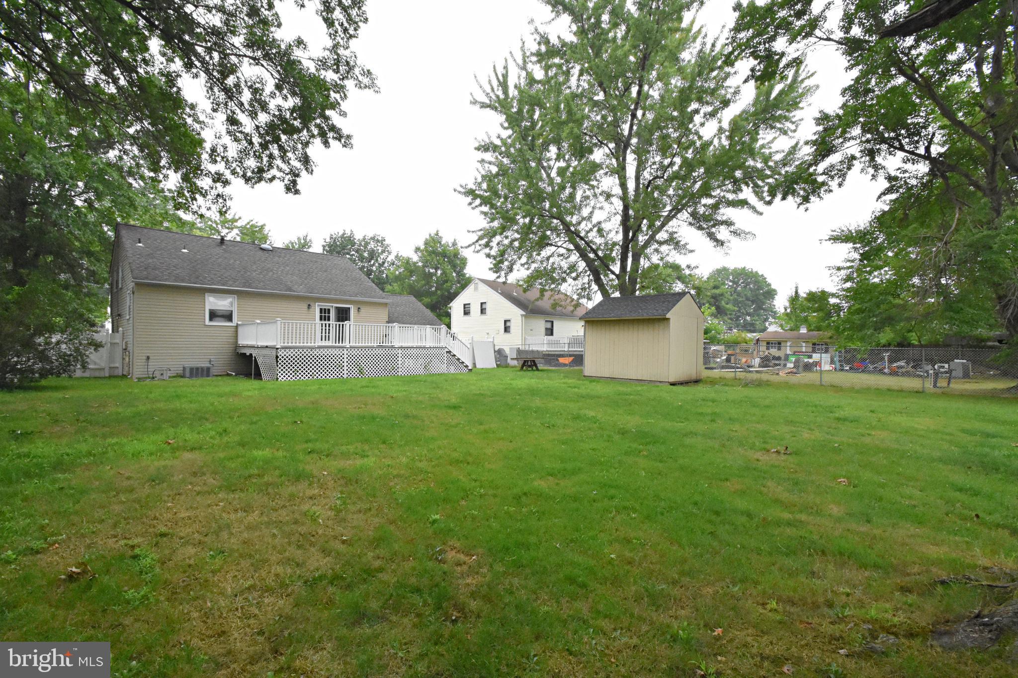 12 Buckingham Road Marlton, NJ 08053 - Photo 31 of 37