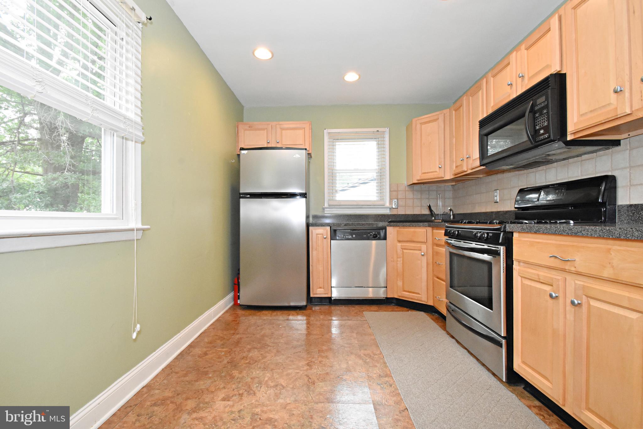 12 Buckingham Road Marlton, NJ 08053 - Photo 9 of 37