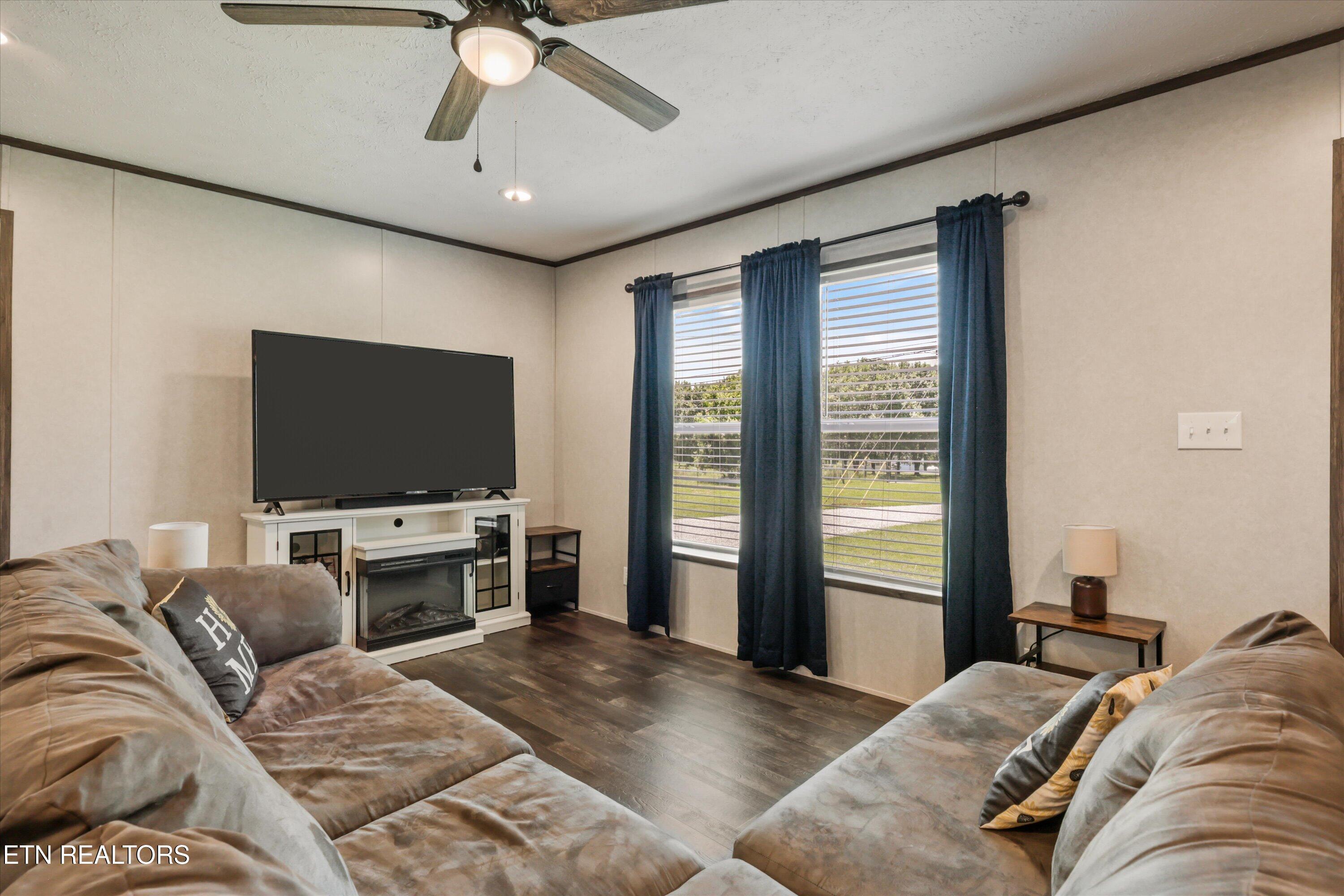 158 Frankfort Road Lancing, TN 37770 - Photo 8 of 46 12-158 Frankfort Rd23