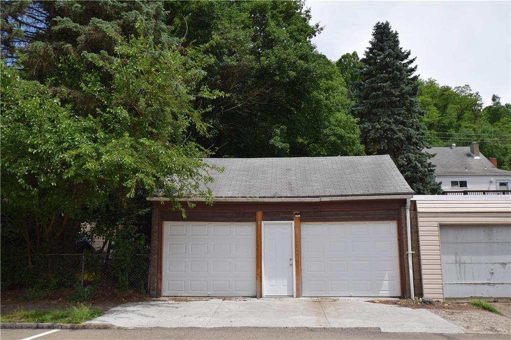 709 Evergreen Road Pittsburgh, PA 15209 - Photo 2 of 21 Gallery Image 2