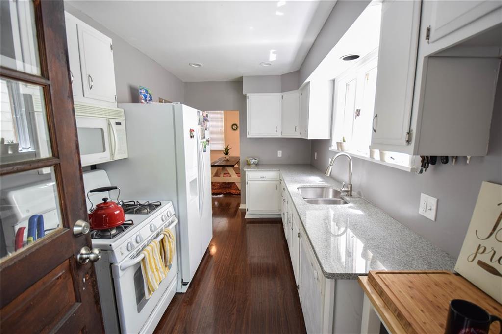 709 Evergreen Road Pittsburgh, PA 15209 - Photo 11 of 21 Gallery Image 11