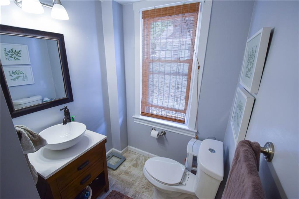 709 Evergreen Road Pittsburgh, PA 15209 - Photo 14 of 21 Gallery Image 14