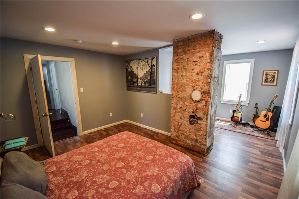 709 Evergreen Road Pittsburgh, PA 15209 - Photo 17 of 21 Gallery Image 17
