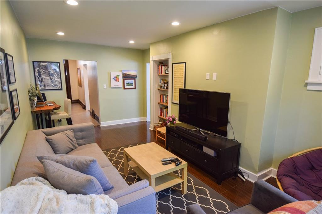 709 Evergreen Road Pittsburgh, PA 15209 - Photo 5 of 21 Gallery Image 5