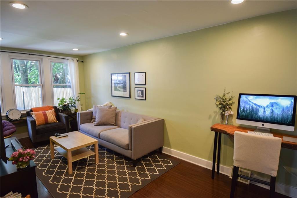 709 Evergreen Road Pittsburgh, PA 15209 - Photo 6 of 21 Gallery Image 6
