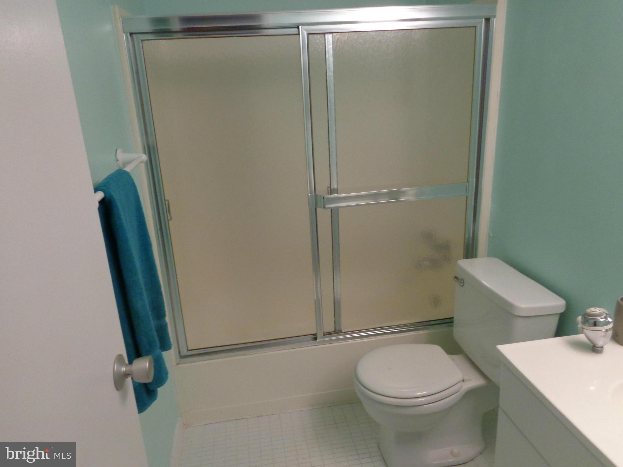 2114 Green Watch Way, Unit 201 Reston, VA 20191 - Photo 8 of 10 Bath