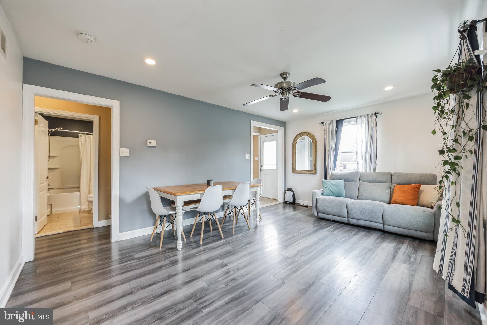 933 West County Line Road Hatboro, PA 19040 - Photo 4 of 28